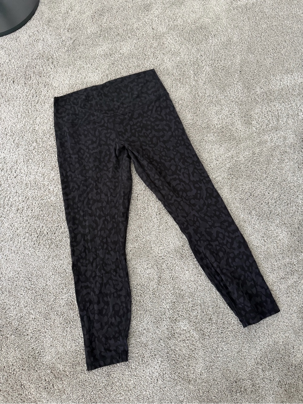 Lululemon Black Leopard Print High Rise Leggings Size 12